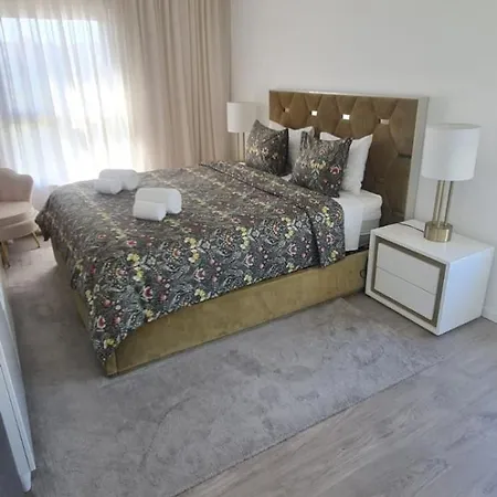 S.soares T3 Expo Sul Apartment *