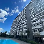 Luxury River View 3br With Pool By Airport Lisbon