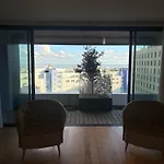 Apartment Luxury River View 3br With Pool By Airport