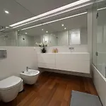 Apartment Luxury River View 3br With Pool By Airport Lisbon