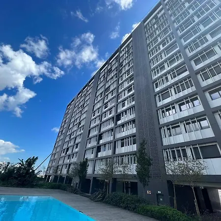 Luxury River View 3br With Pool By Airport Лісабон