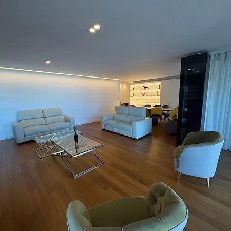 Luxury River View 3br With Pool By Airport Διαμέρισμα *