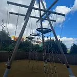 Apartament Luxury River View 3br With Pool By Airport